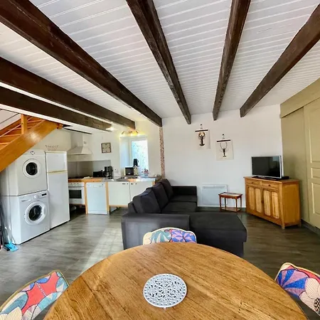 Theven Plages Holiday home *
